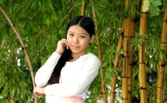 骑师与女记者马棚偷情